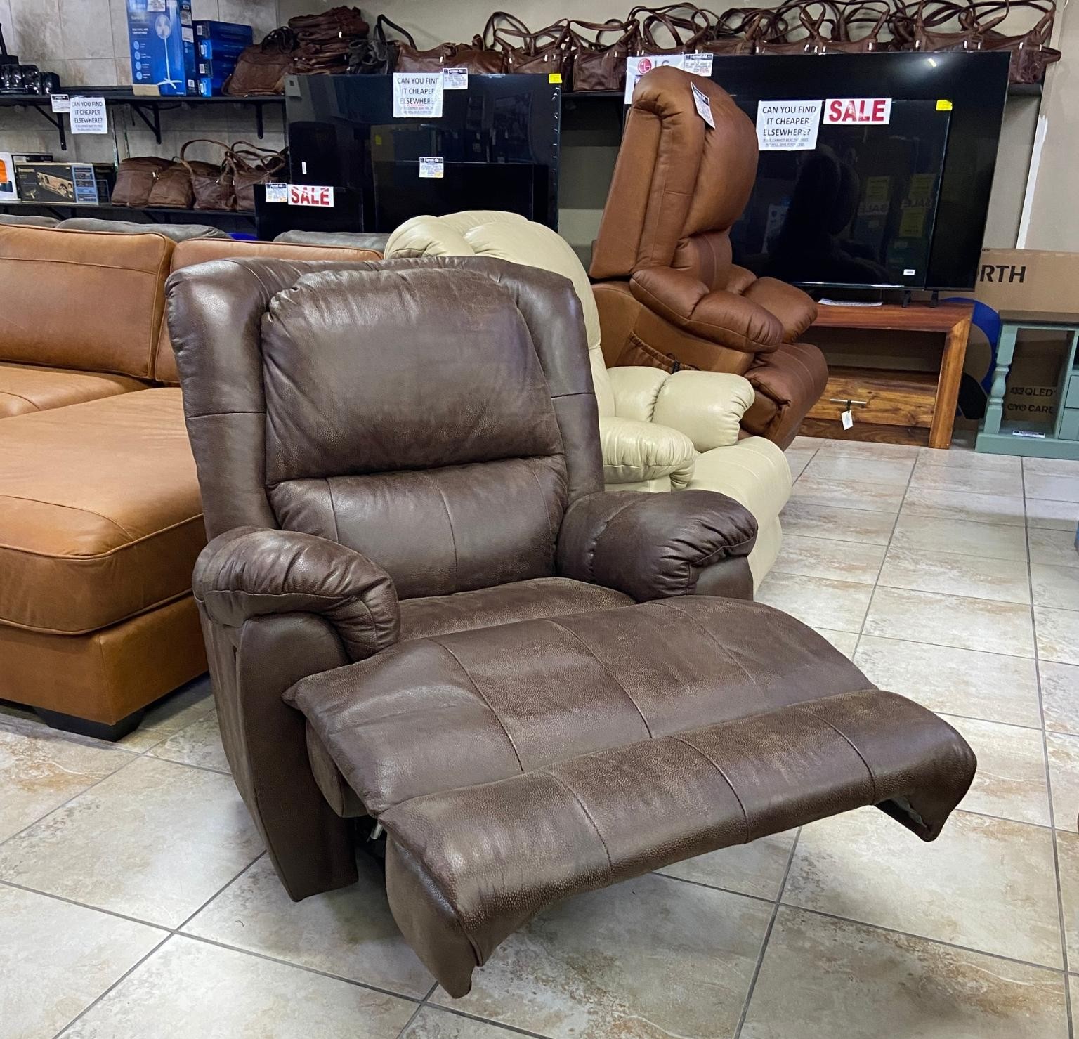 Divan Leather Recliner Chair Side View